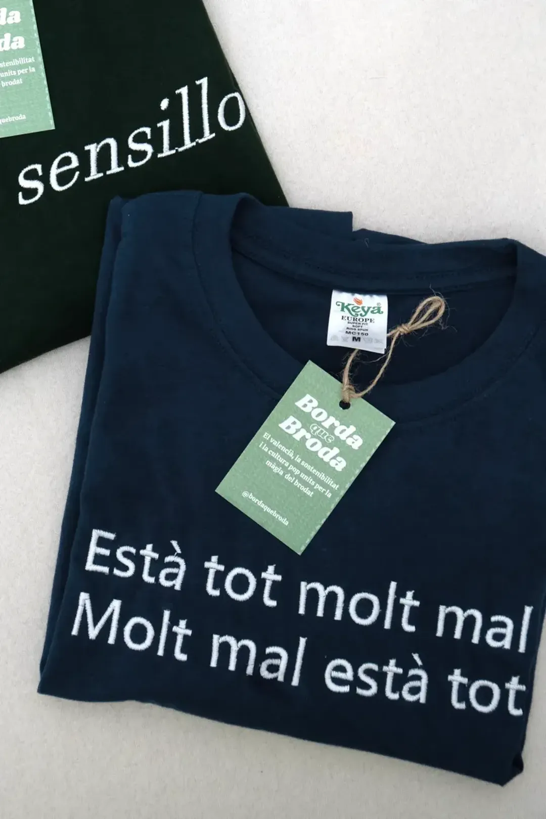 mockup1-5 Està Tot Molt Mal - Imatge 1