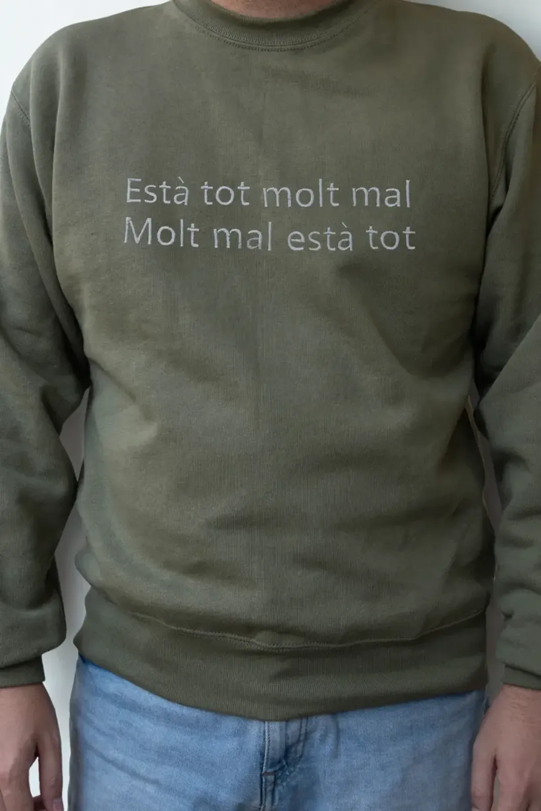 mockup2-1 Està Tot Molt Mal - Imatge 2